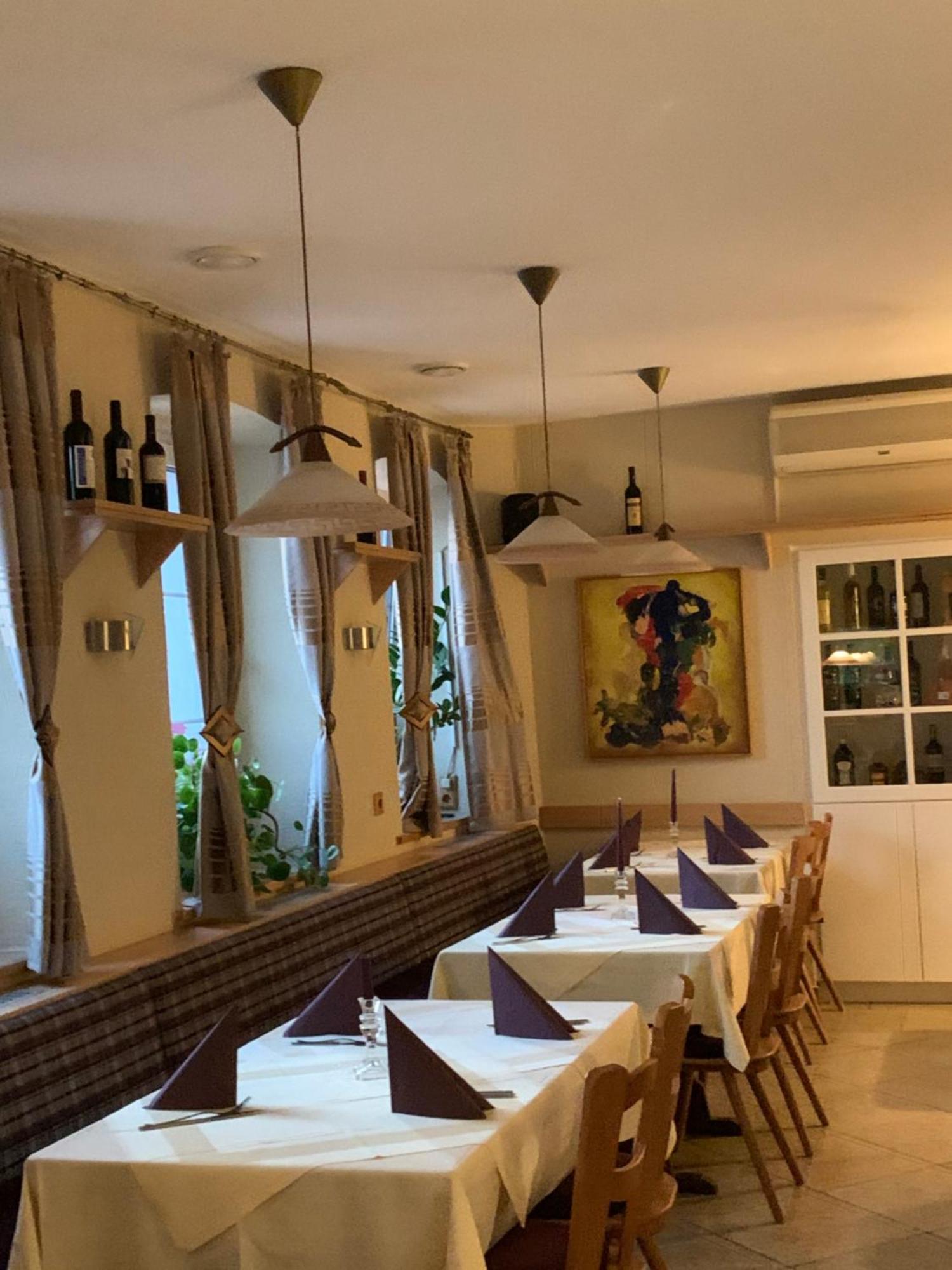 Hotel Pizzeria Da Beni Kochersteinsfeld Екстериор снимка