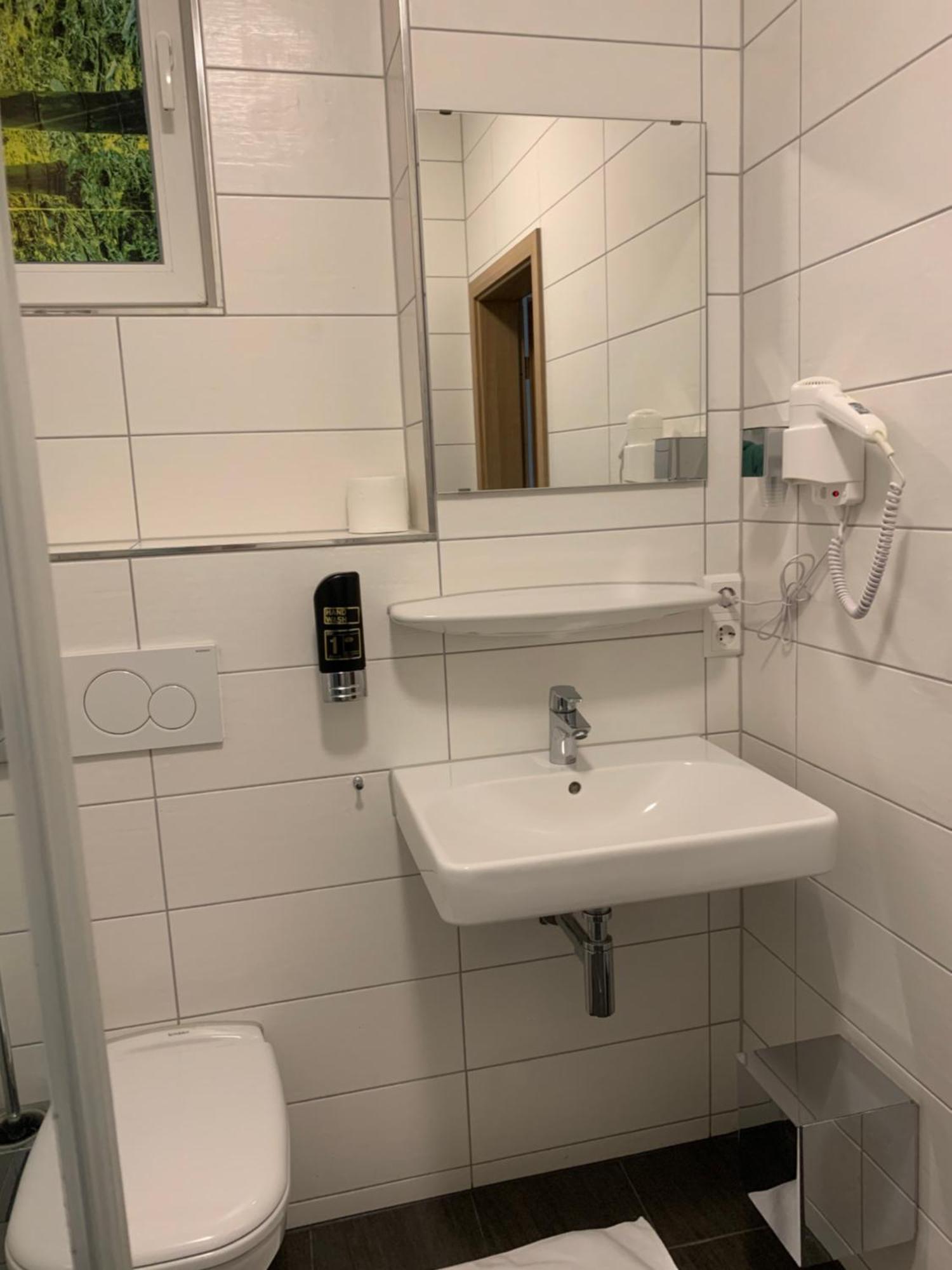 Hotel Pizzeria Da Beni Kochersteinsfeld Екстериор снимка