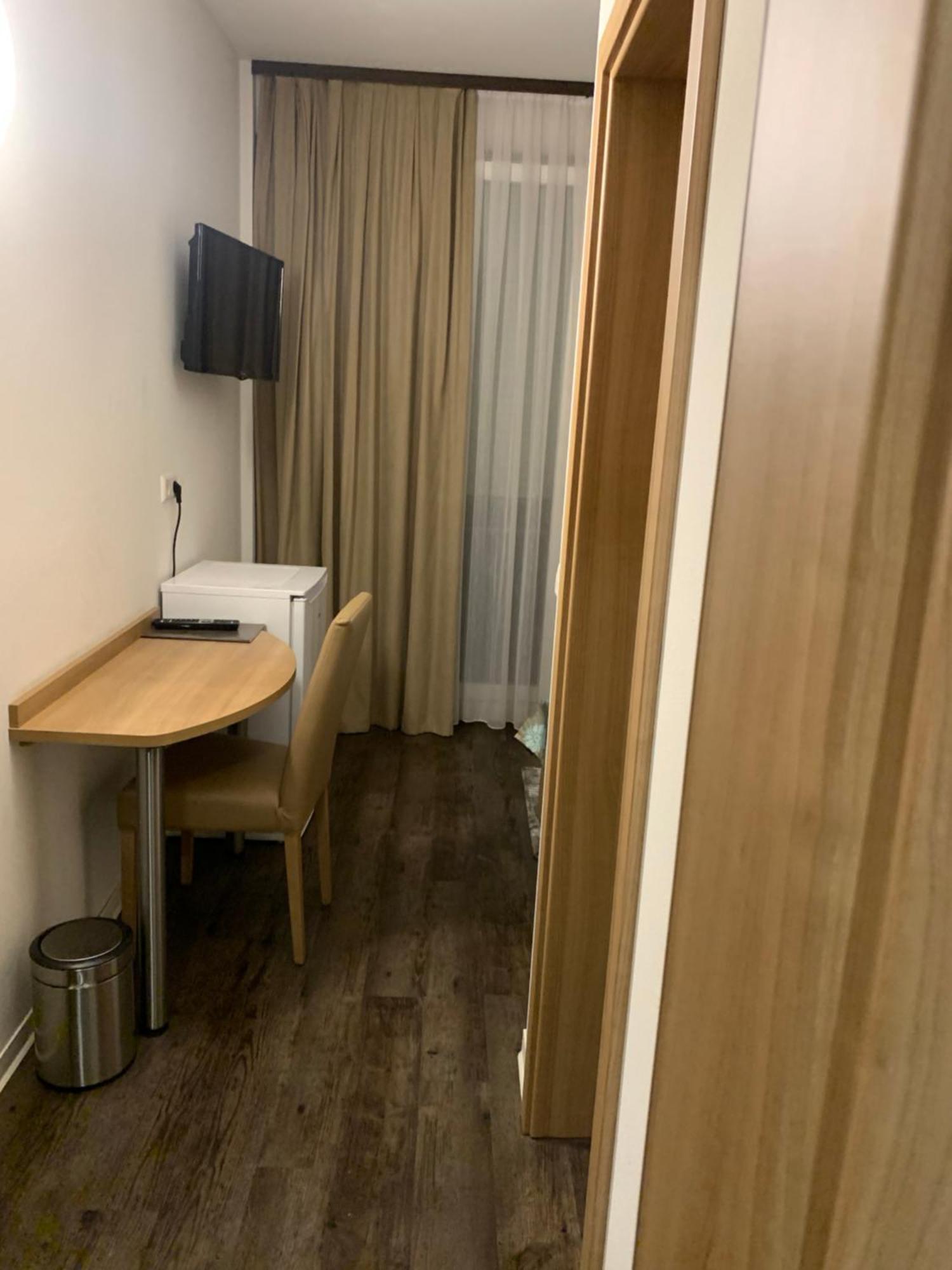 Hotel Pizzeria Da Beni Kochersteinsfeld Екстериор снимка
