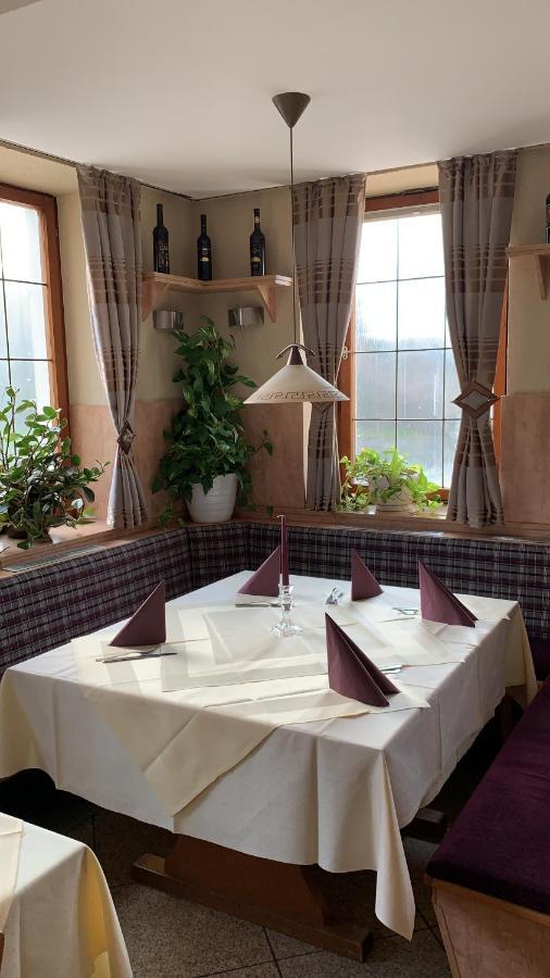 Hotel Pizzeria Da Beni Kochersteinsfeld Екстериор снимка